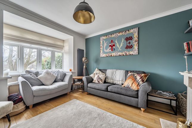3, Fir Tree Avenue, Haslemere, GU27 photo 4