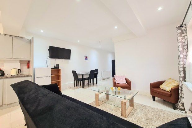 Thumbnail Property to rent in 83 Laleham Road, London