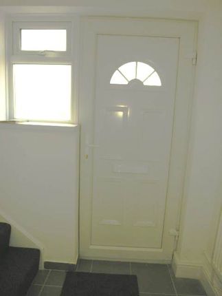 Flat to rent in Crwys Road, Cathays, Cardiff