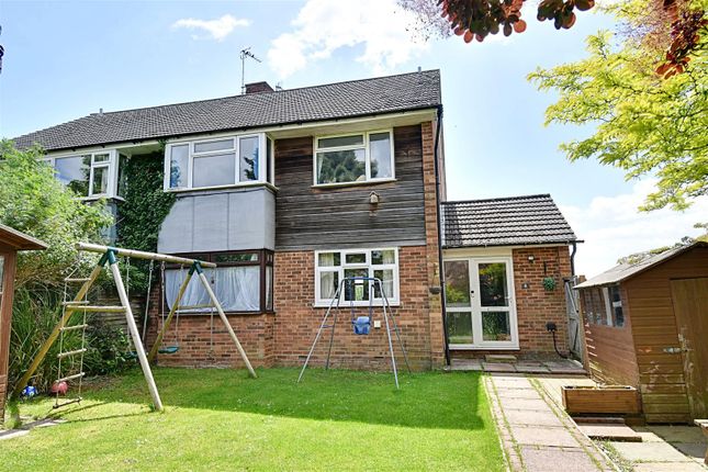 Thumbnail Flat for sale in Mandeville Close, Hertford
