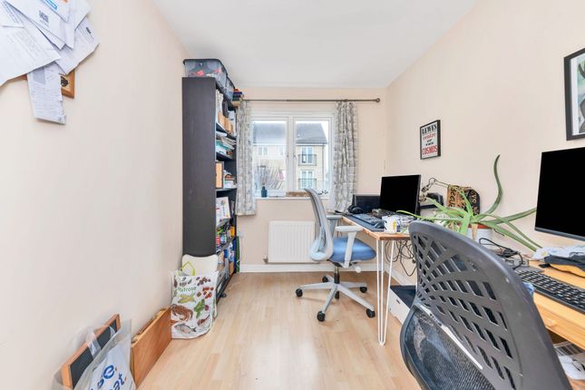 Flat for sale in Pippin Grove, Royston
