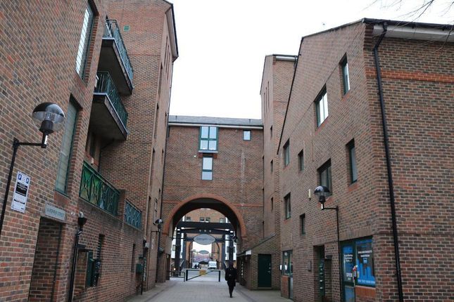 Parking/garage to rent in 17 Pepper Street, Canary Wharf, London