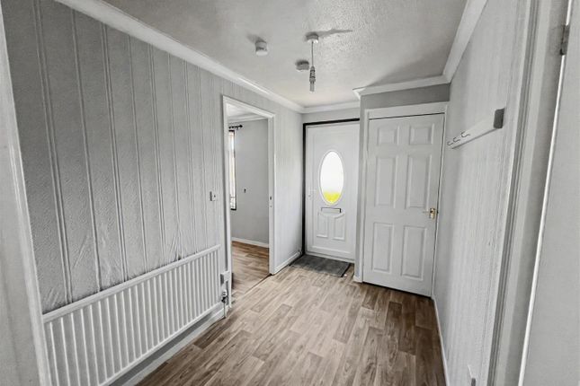 66, Glenbrook Crescent, Nottingham photo 3