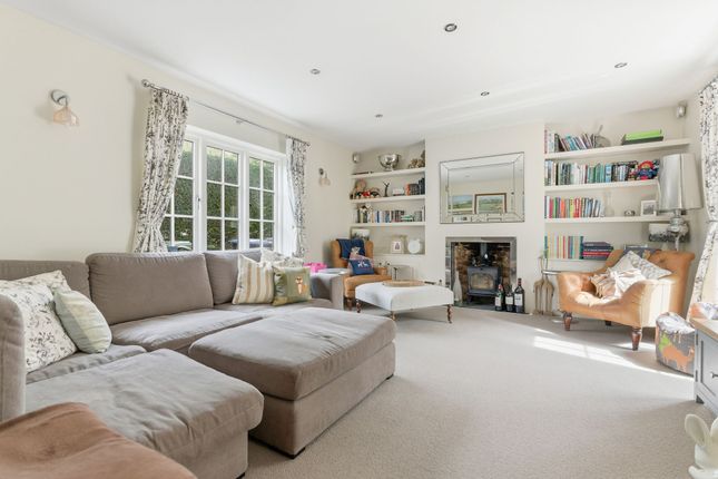 Fox Cottage London Road, Ascot photo 4