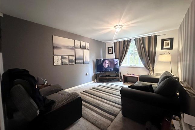 32 Upper Brook Court, Greenbrook Road, Burnley photo 2