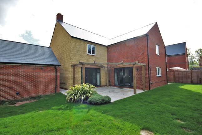 Detached house to rent in Davies Meadow, East Hanney, Wantage, Oxfordshire