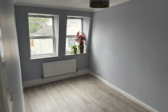 6, Hallmark House, Reedham Road, Burnham photo 4