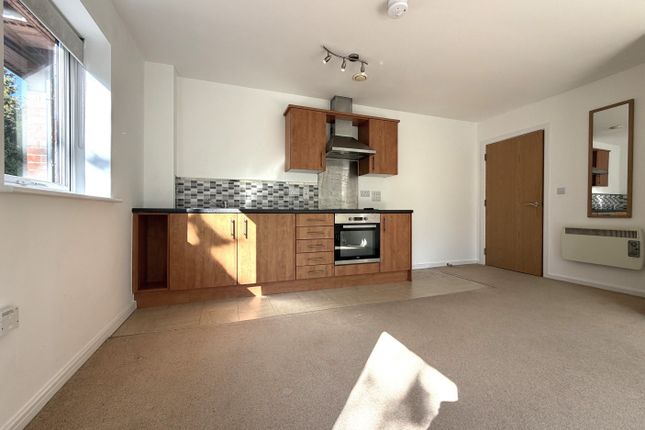 30, Tattershall Court, Stoke-on-Trent photo 5