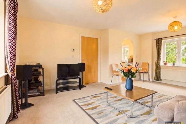17, Collier Crescent, Oxfordshire photo 2