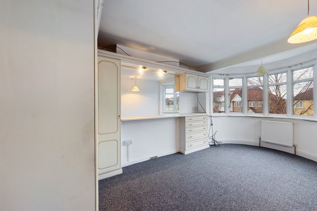 399, Victoria Road, Ruislip photo 4