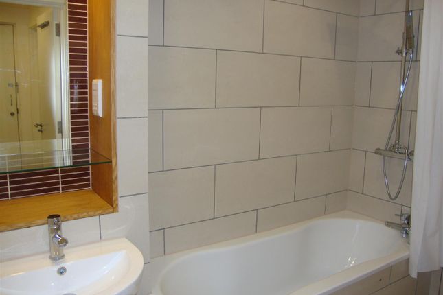 152-154 Fonthill Road, London photo 5