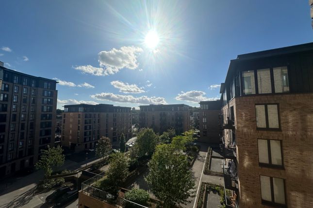 49, Roosevelt Apartments, 1, Lexington Gardens, West Midlands photo 4
