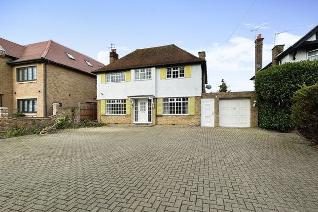 Thumbnail Detached house to rent in Langley Road, Langley