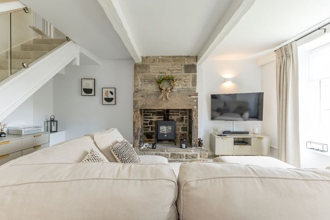 17, Lee Terrace, Holmfirth photo 2