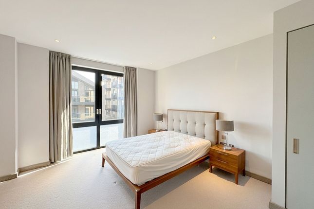 Apt 46, Cummings House, London photo 4