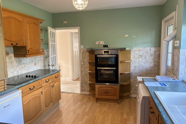 Bristol Road, Winscombe photo 4