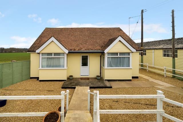 Detached bungalow for sale in Aynho, South Northamptonshire
