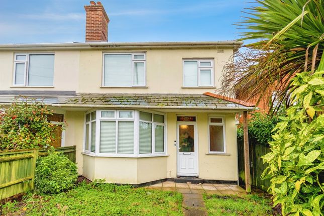 Thumbnail Semi-detached house for sale in Botley Road, North Baddesley, Southampton