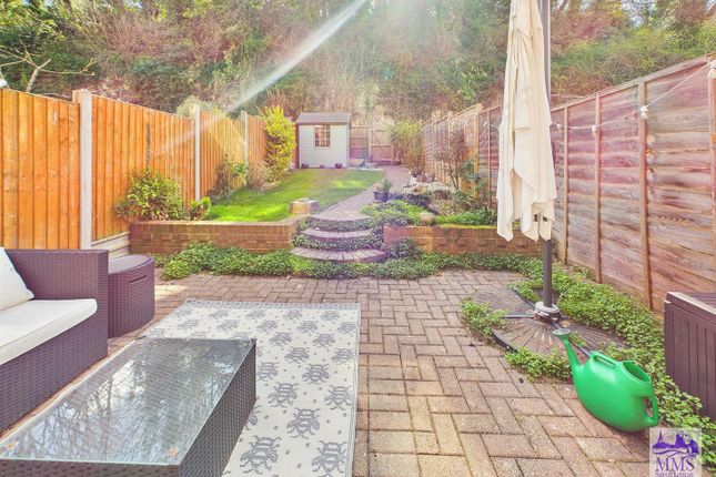 15, Fennel Close, Rochester photo 4
