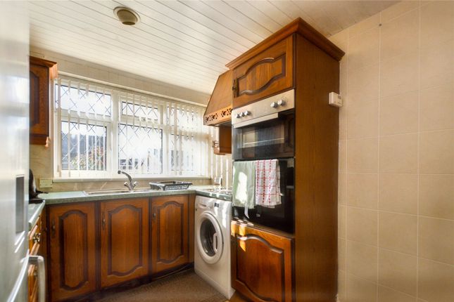 55, The Oval, Leeds photo 3