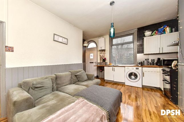 4 Highfield Place, Morley, Leeds photo 4