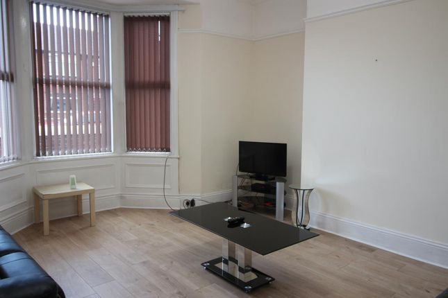 Chillingham Road, Newcastle upon Tyne photo 4