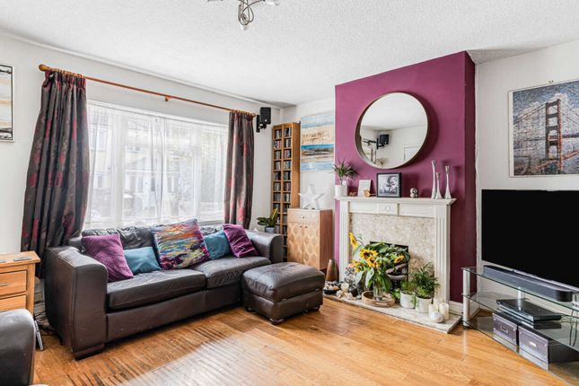 9, Staveley Gardens, Chiswick photo 4