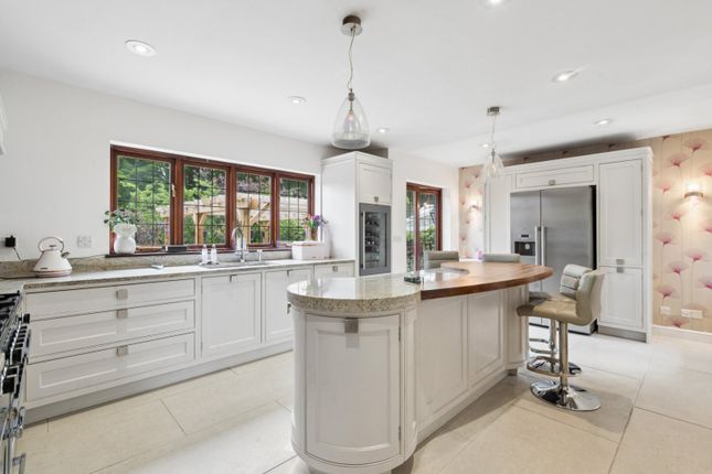 Sunrise House,, Burtons Lane, Buckinghamshire photo 3