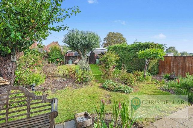 47, Greenways, Buntingford photo 3