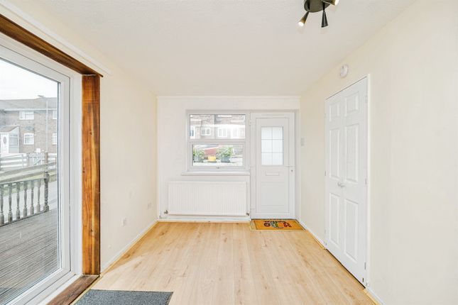 58, Hazeldene Avenue, Bridgend photo 4