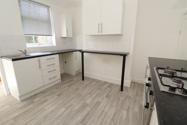 16, Carlton Street, Lincoln photo 3