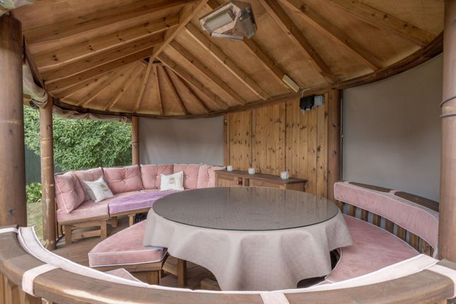 Outdoor Seating Area