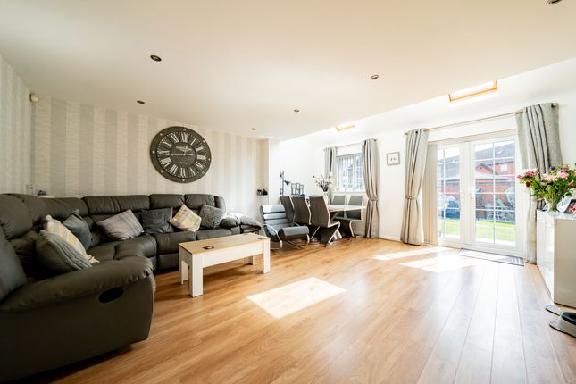 3 Greetham Way, Leicester photo 2
