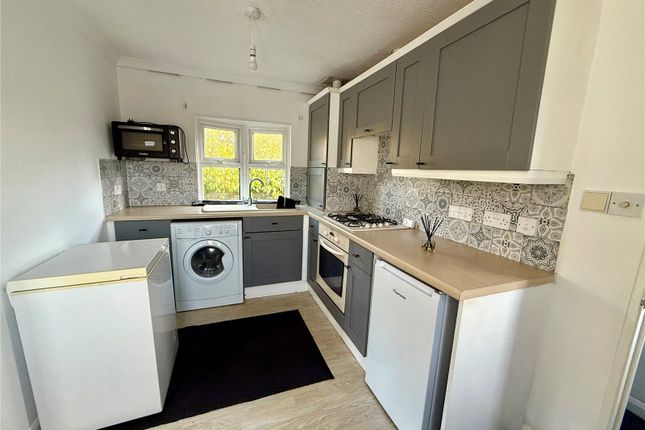 3, Thatched Cottage Park, Lyndhurst photo 2