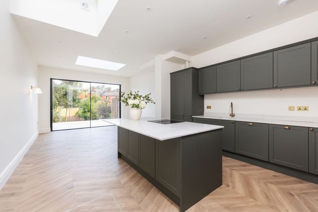 92 Stockbridge Road, Winchester photo 2