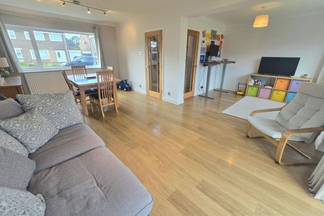 6, Kielder Drive, Darlington photo 2