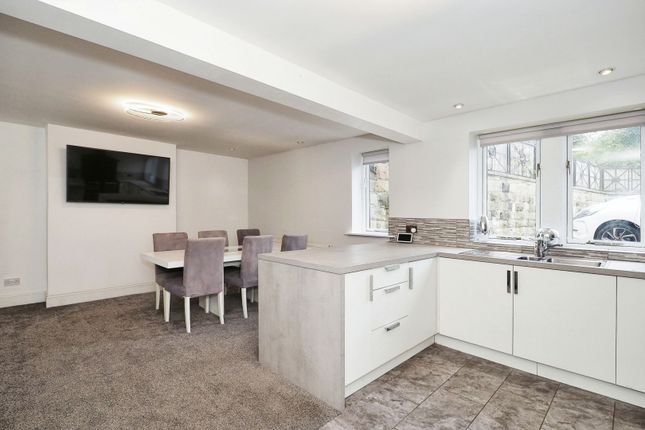 Detached house for sale in Highfield Gardens, Thornhill