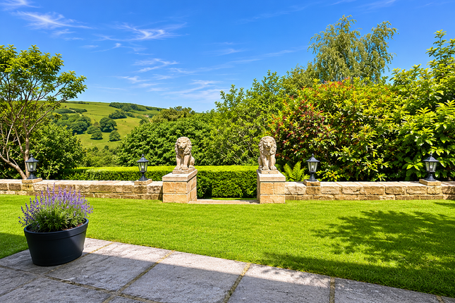 Knowl Lodge , Lumbutts Road, Todmorden photo 2