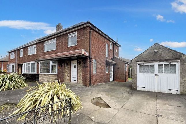 Semi-detached house for sale in Willoughby Road, Scunthorpe