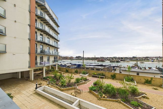 Flat 72 Mariner Point, Brighton Road, Shoreham-by-Sea photo 3