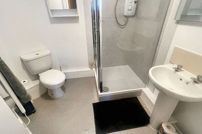 14, Plumpton Mews, Widnes photo 3