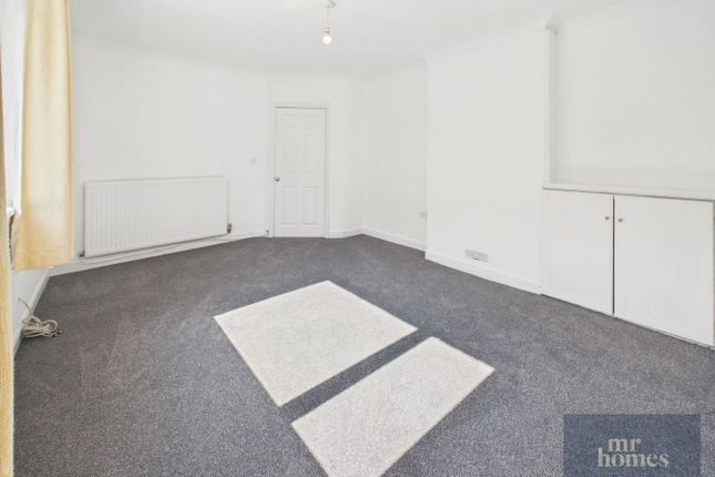 120, Greenfarm Road, Cardiff photo 5