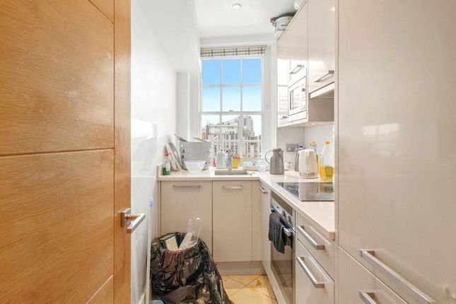 Flat 97, Forset Court,, Edgware Road, London photo 4