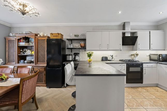 38 Packhorse Road, Stratford-Upon-Avon photo 2