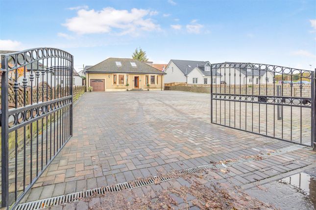 Thumbnail Detached house for sale in Stirling Road, Larbert