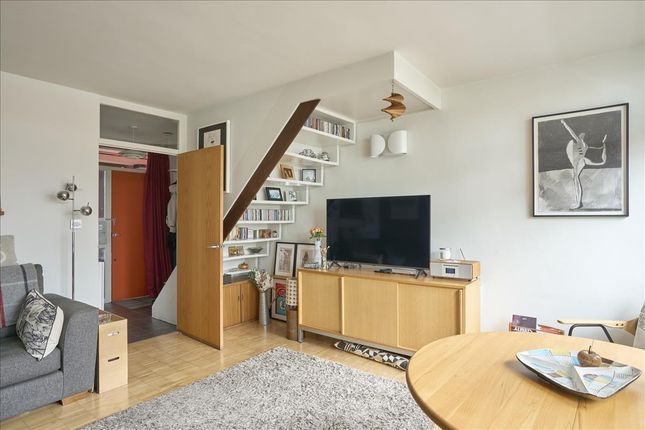 50, Basterfield House, London photo 3