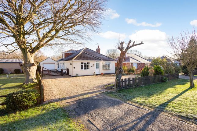 Thumbnail Bungalow for sale in Station Road, Thorpe-On-The-Hill, Lincoln