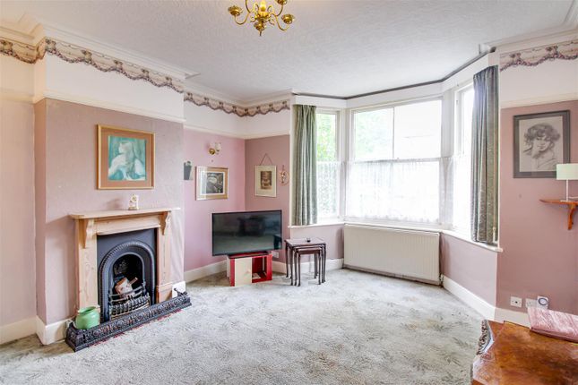 4-bed house on 66, Cambridge Road, Southend-On-Sea, £475,000
