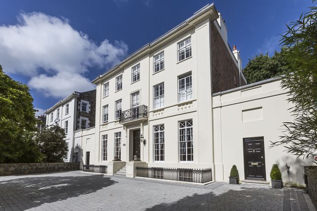 Town house for sale in Les Gravees, St Peter Port, Guernsey