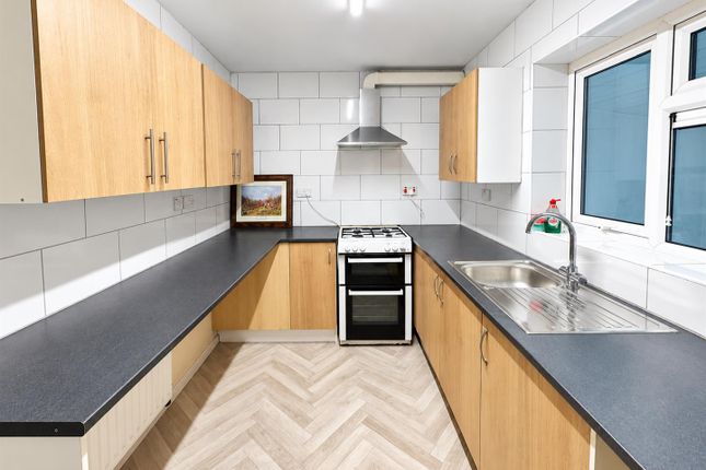 73, Alumwell Road, Walsall photo 4